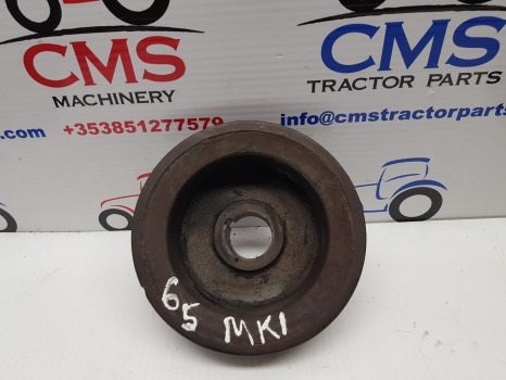 Massey Ferguson 65 Mk1 Engine Crankshaft Pulley 0670319, 31143721, 1641063m1 - Engine and parts: picture 1 Massey Ferguson 65 Mk1 Engine Crankshaft Pulley 0670319, 31143721, 1641063m1 - Engine and parts: picture 1
