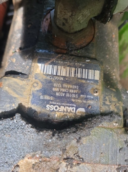 Merlo P28.7 Kt Drive Motor Unit Danfoss, 51d110 Ad3n, 046aaa01328 - Hydraulics: picture 2 Merlo P28.7 Kt Drive Motor Unit Danfoss, 51d110 Ad3n, 046aaa01328 - Hydraulics: picture 2