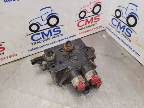 New Holland Case Mxu, Maxxum, Tsa, T6000 Case Mxu100 Hydraulic Valve 5195591 - Cables/ Wire harness: picture 3 New Holland Case Mxu, Maxxum, Tsa, T6000 Case Mxu100 Hydraulic Valve 5195591 - Cables/ Wire harness: picture 3