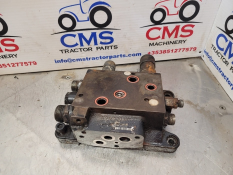 New Holland Case T6, T7, Maxxum, Puma 175, T7.225 Hydraulic Manifold 84142195 - Hydraulics: picture 1 New Holland Case T6, T7, Maxxum, Puma 175, T7.225 Hydraulic Manifold 84142195 - Hydraulics: picture 1