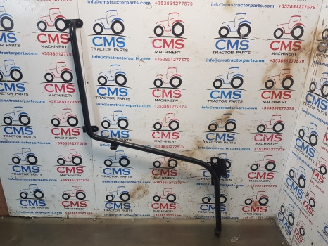 New Holland Case Tm, Mxm, Tl, Tla, Ts Tm120 Door Frame Lhs 82018984 - Door and parts: picture 1 New Holland Case Tm, Mxm, Tl, Tla, Ts Tm120 Door Frame Lhs 82018984 - Door and parts: picture 1