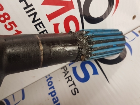 New Holland Lm415a, Lm425a, Lm435a, Lm445a Front Cardan Drive Shaft 85820673 - Propeller shaft for Telescopic handler: picture 3 New Holland Lm415a, Lm425a, Lm435a, Lm445a Front Cardan Drive Shaft 85820673 - Propeller shaft for Telescopic handler: picture 3