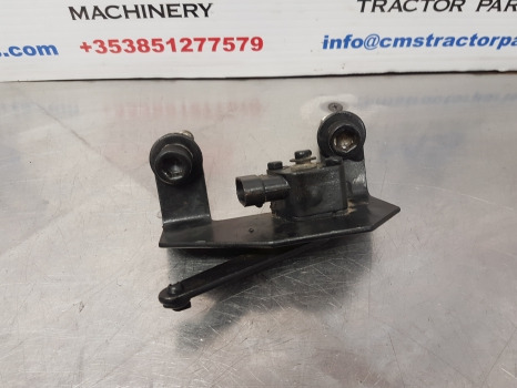 New Holland T5.95, Tm135, Tm110, Maxxum Potentiometer 82021035, 87543715 - Electrical system for Agricultural machinery: picture 1 New Holland T5.95, Tm135, Tm110, Maxxum Potentiometer 82021035, 87543715 - Electrical system for Agricultural machinery: picture 1
