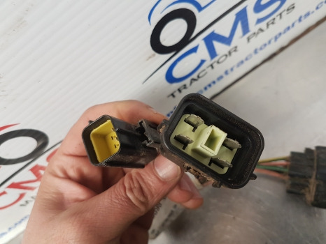 New Holland T7040, T6000, T7000, Ac Wiring Loom 87395315, 84194119 - Cables/ Wire harness: picture 1 New Holland T7040, T6000, T7000, Ac Wiring Loom 87395315, 84194119 - Cables/ Wire harness: picture 1