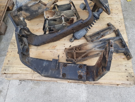 New Holland Tm155, Tm140, Tm165, 8360, Tm, 60, Mxm, Cab Suspension Kit 82036344 - Cab suspension: picture 2 New Holland Tm155, Tm140, Tm165, 8360, Tm, 60, Mxm, Cab Suspension Kit 82036344 - Cab suspension: picture 2