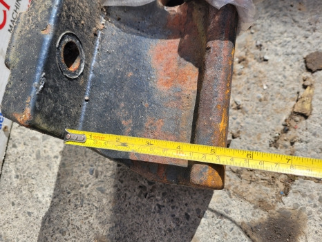 New Holland Tn60 Da, T4040 Deluxe Front Weight Carrier 5183899, 47123848 - Counterweight: picture 4 New Holland Tn60 Da, T4040 Deluxe Front Weight Carrier 5183899, 47123848 - Counterweight: picture 4