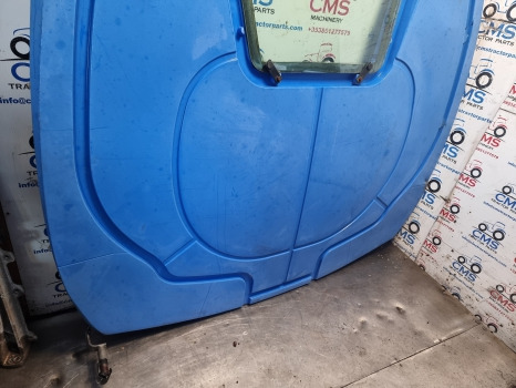 New Holland Ts115a, Tsa, T6000 Series, Cab Roof Assy 87348903, 47738487 - Body and exterior: picture 4 New Holland Ts115a, Tsa, T6000 Series, Cab Roof Assy 87348903, 47738487 - Body and exterior: picture 4