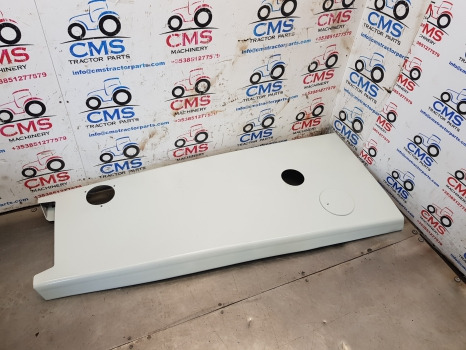 Valtra 6400, 6000 Series, Cab Bonnet Hood Assy V32980320 - Body and exterior: picture 1 Valtra 6400, 6000 Series, Cab Bonnet Hood Assy V32980320 - Body and exterior: picture 1
