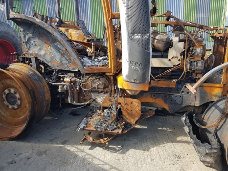 Valtra T174ea Front, Rear Axle, Engine, Transmission, Hydraulic, Lift Parts - Engine and parts: picture 4 Valtra T174ea Front, Rear Axle, Engine, Transmission, Hydraulic, Lift Parts - Engine and parts: picture 4