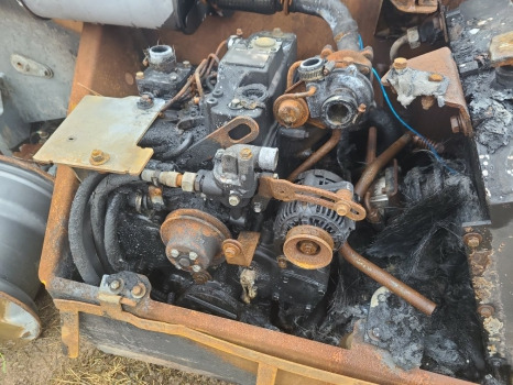 Wacker Neuson Th412 Complete Engine For Parts Yanmar, 3tnv84t- Bkwm, 72565 - Engine: picture 3 Wacker Neuson Th412 Complete Engine For Parts Yanmar, 3tnv84t- Bkwm, 72565 - Engine: picture 3