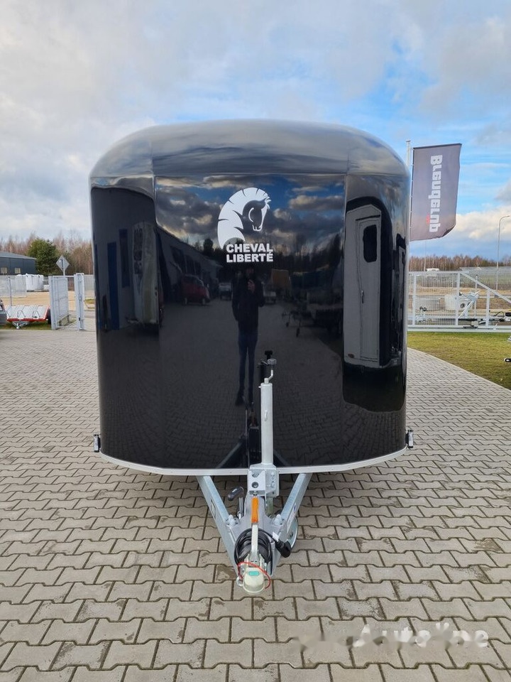 Cheval Liberté Maxi 3 Minimax trailer for 3 horses GVW 3500kg tack room saddle - Horse trailer: picture 4 Cheval Liberté Maxi 3 Minimax trailer for 3 horses GVW 3500kg tack room saddle - Horse trailer: picture 4