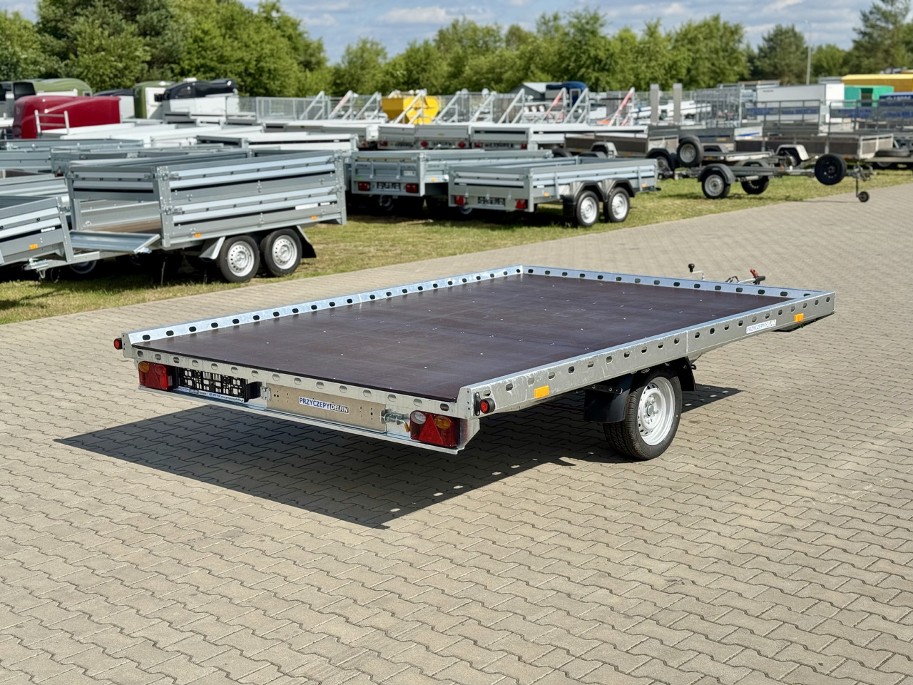 WIOLA QUAD 2H1.5 - przyczepa pod ATV Can-Am Maverick | Polaris RZR | 2 quady - Motorcycle trailer: picture 4 WIOLA QUAD 2H1.5 - przyczepa pod ATV Can-Am Maverick | Polaris RZR | 2 quady - Motorcycle trailer: picture 4