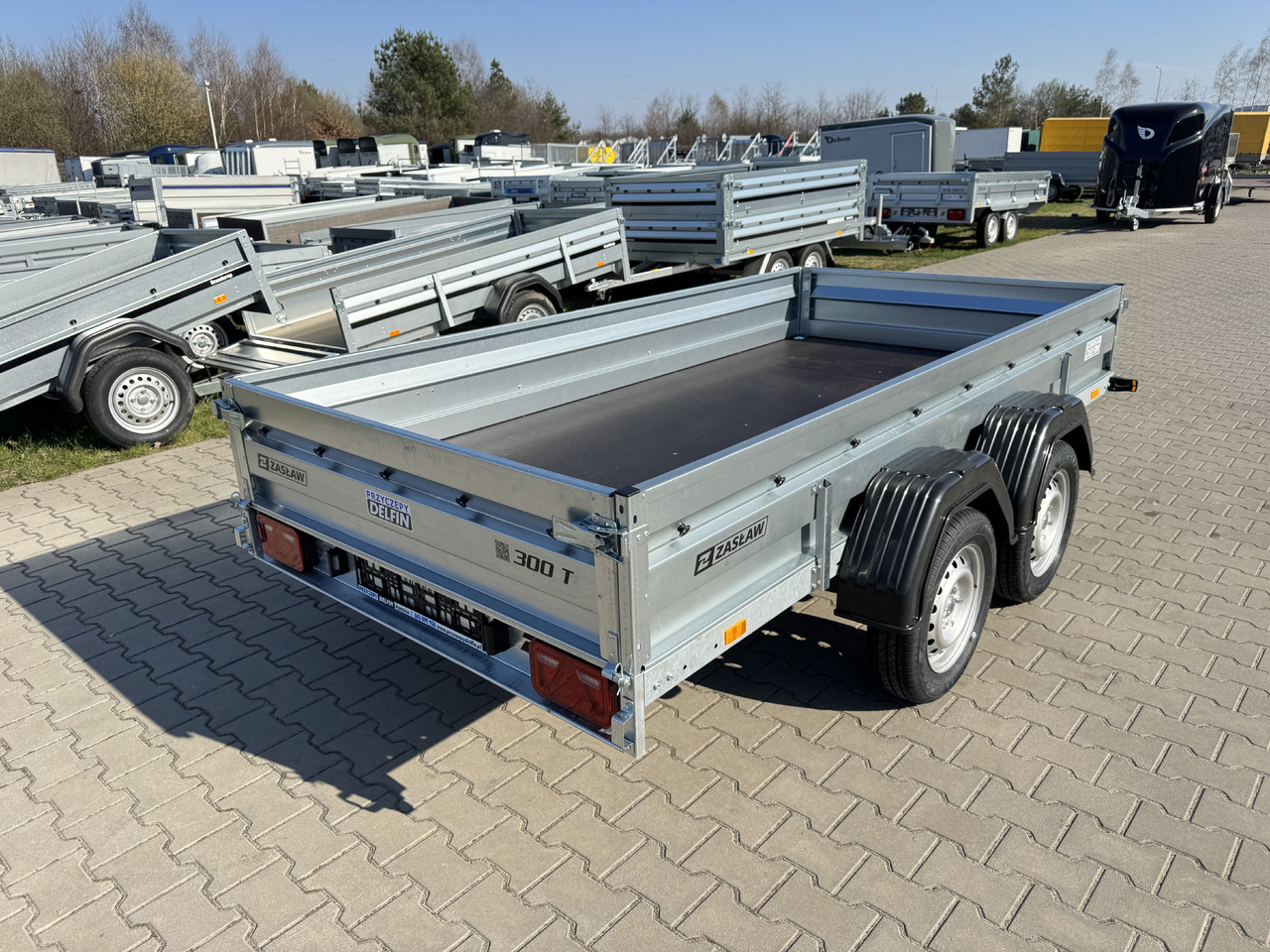 ZASŁAW 300T - przyczepa skrzyniowa 2 osie / 750kg - Car trailer: picture 4 ZASŁAW 300T - przyczepa skrzyniowa 2 osie / 750kg - Car trailer: picture 4