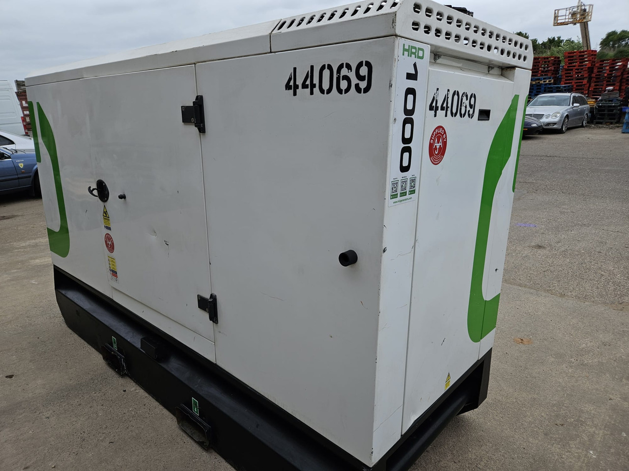 HGI 100KVA PERKINS GENERATOR DIESEL SILENT RENTAL SPECIFICATION HGI 100KVA PERKINS GENERATOR DIESEL SILENT RENTAL SPECIFICATION - Generator set: picture 5 HGI 100KVA PERKINS GENERATOR DIESEL SILENT RENTAL SPECIFICATION HGI 100KVA PERKINS GENERATOR DIESEL SILENT RENTAL SPECIFICATION - Generator set: picture 5