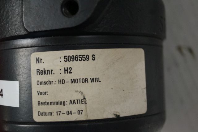 Jungheinrich 26906940 | Stuur motor Steering motor WRL reachtruck till year 2003 Stuur motor Steering motor WRL reachtruck till year 2003 - Hydraulic motor for Material handling equipment: picture 3 Jungheinrich 26906940 | Stuur motor Steering motor WRL reachtruck till year 2003 Stuur motor Steering motor WRL reachtruck till year 2003 - Hydraulic motor for Material handling equipment: picture 3
