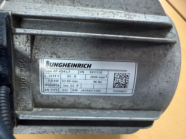 Jungheinrich 51050621 | Drive motor AF 4D4-L1 I/N 1011130 3 x14V 1,0 KW sn. JA18 - Electrical system for Material handling equipment: picture 5 Jungheinrich 51050621 | Drive motor AF 4D4-L1 I/N 1011130 3 x14V 1,0 KW sn. JA18 - Electrical system for Material handling equipment: picture 5