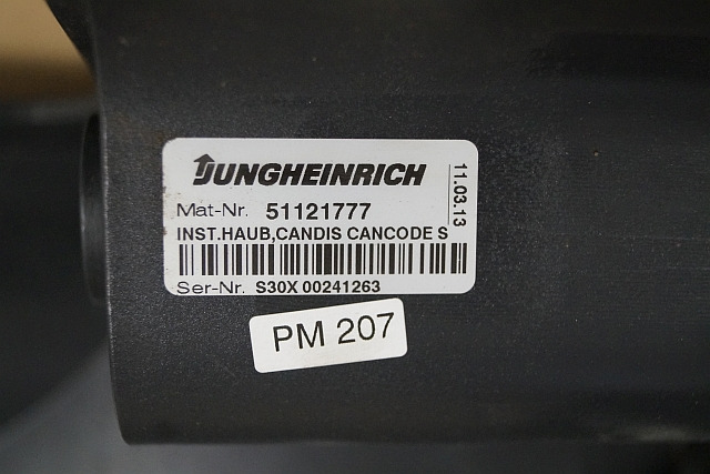 Jungheinrich 51121777 | right panel includiing code key candis can code sn. S30X - Body and exterior for Material handling equipment: picture 4 Jungheinrich 51121777 | right panel includiing code key candis can code sn. S30X - Body and exterior for Material handling equipment: picture 4