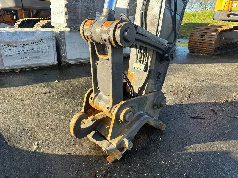 New Crawler excavator Volvo ECR 235 EL: picture 7