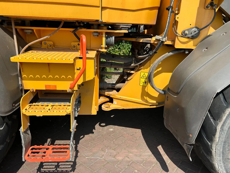 New Wheel loader Volvo L90 H: picture 9 New Wheel loader Volvo L90 H: picture 9