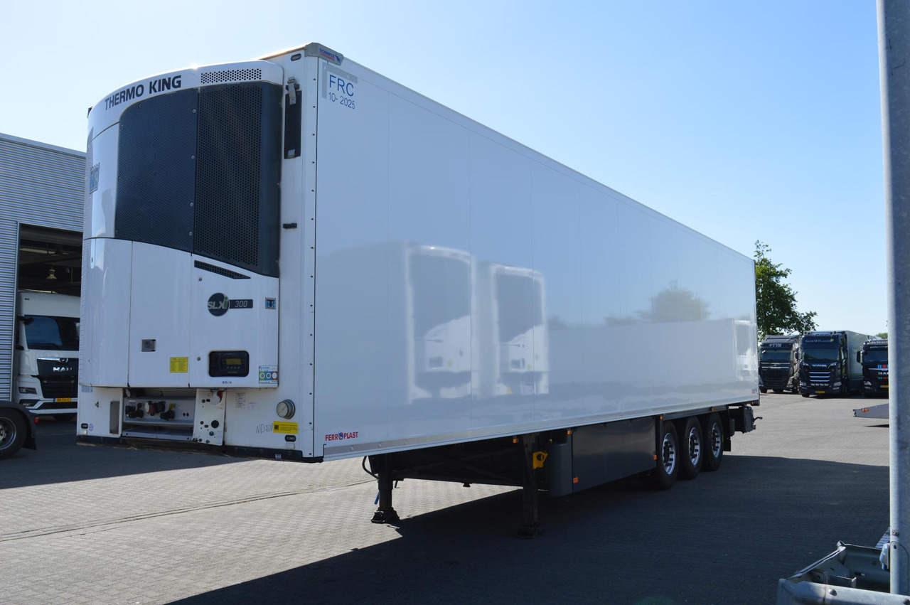Schmitz Cargobull SKO FP 45 ThermoKing SLXi 300 - Refrigerator semi-trailer: picture 1 Schmitz Cargobull SKO FP 45 ThermoKing SLXi 300 - Refrigerator semi-trailer: picture 1