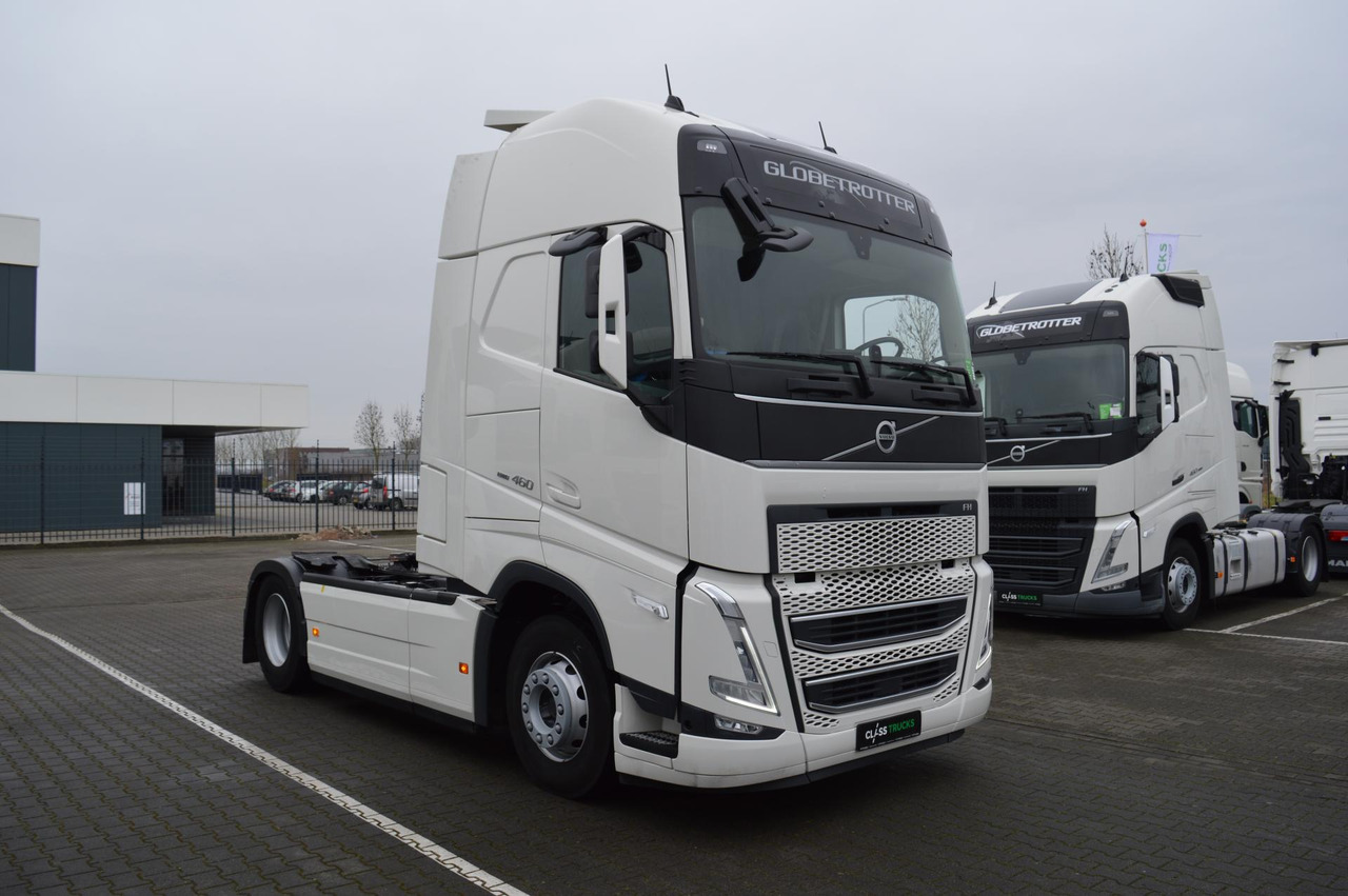 Volvo FH 460 Globetrotter XL i-Save I-ParkCool Side Skirts - Tractor unit: picture 3 Volvo FH 460 Globetrotter XL i-Save I-ParkCool Side Skirts - Tractor unit: picture 3