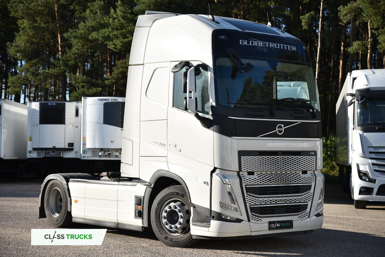 Volvo FH 500 Globetrotter XL Side Skirts - Tractor unit: picture 3 Volvo FH 500 Globetrotter XL Side Skirts - Tractor unit: picture 3