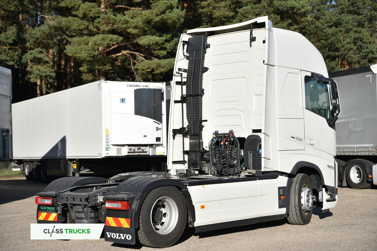 Volvo FH 500 Globetrotter XL Side Skirts - Tractor unit: picture 4 Volvo FH 500 Globetrotter XL Side Skirts - Tractor unit: picture 4