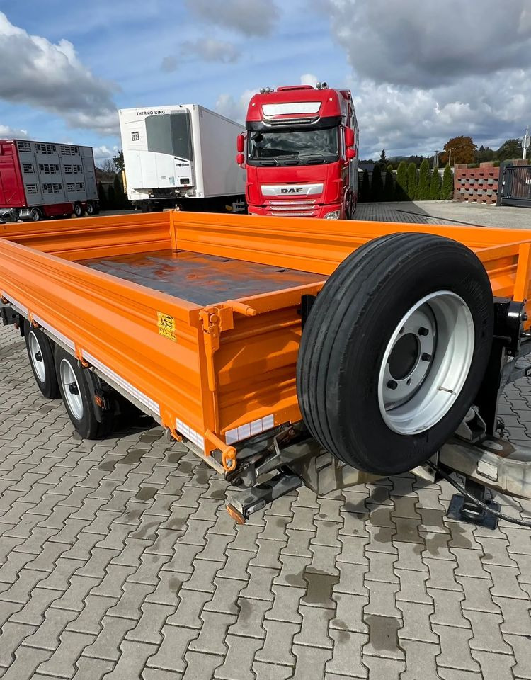 Humbaur Tandem | Wywrotka trójstronna | 9 990 kg DMC | 2013 | Zawieszenie resor | - Tipper semi-trailer: picture 2 Humbaur Tandem | Wywrotka trójstronna | 9 990 kg DMC | 2013 | Zawieszenie resor | - Tipper semi-trailer: picture 2