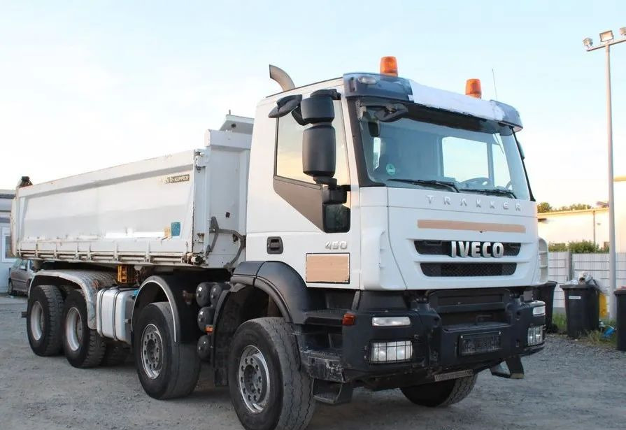 Iveco Trakker 450 |8x4 | Wywrotka trójstronna Meiller Bordmatik | Euro 5 | - Tipper: picture 2 Iveco Trakker 450 |8x4 | Wywrotka trójstronna Meiller Bordmatik | Euro 5 | - Tipper: picture 2