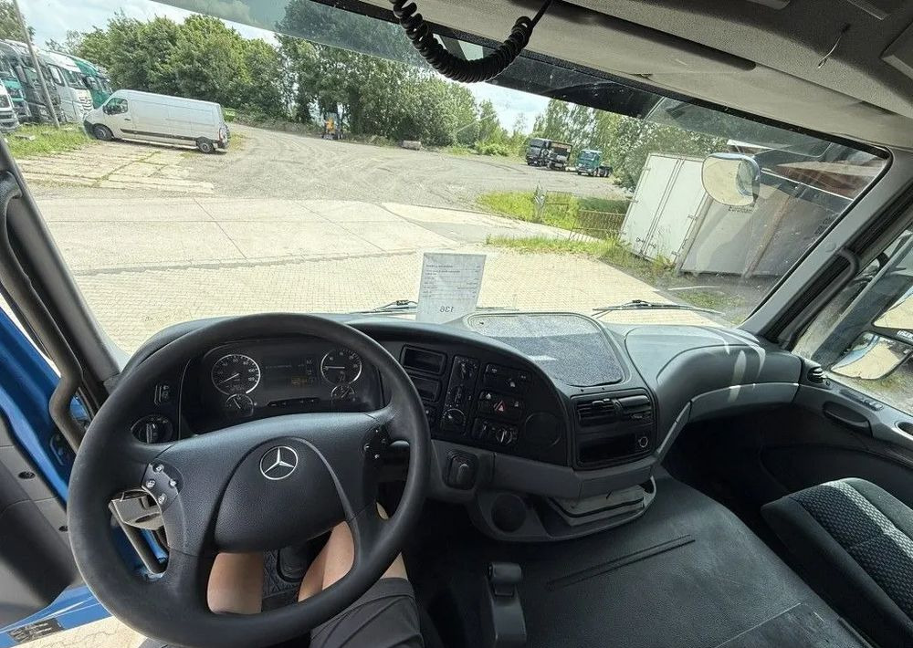 Mercedes-Benz Actros 4141AK 8x8 | Wywrotka Meiller | TELLIGENT z sprzęgłem system stabilizacji jazdy | Euro 5 - Tipper: picture 5 Mercedes-Benz Actros 4141AK 8x8 | Wywrotka Meiller | TELLIGENT z sprzęgłem system stabilizacji jazdy | Euro 5 - Tipper: picture 5