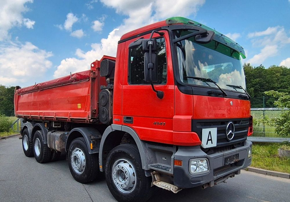 Mercedes-Benz Mercedes-Benz ACTROS 4141 Wywrotka 8x4 | Euro 5 | 408 KM | 337 798 km | 2010 - Tipper: picture 1 Mercedes-Benz Mercedes-Benz ACTROS 4141 Wywrotka 8x4 | Euro 5 | 408 KM | 337 798 km | 2010 - Tipper: picture 1