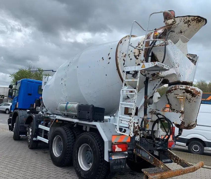 Scania P410 8x4 – Betoniarka Liebherr 9 m³/ Euro 5 / Retarder - Concrete mixer truck: picture 4 Scania P410 8x4 – Betoniarka Liebherr 9 m³/ Euro 5 / Retarder - Concrete mixer truck: picture 4