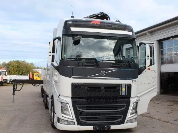 Leasing of Volvo FH500 6x2 | Platforma z HDS Fassi F215A7 - Sterowanie radiowe | Euro 6 | Automatyczna skrzynia | 390 000 km Volvo FH500 6x2 | Platforma z HDS Fassi F215A7 - Sterowanie radiowe | Euro 6 | Automatyczna skrzynia | 390 000 km: picture 9 Leasing of Volvo FH500 6x2 | Platforma z HDS Fassi F215A7 - Sterowanie radiowe | Euro 6 | Automatyczna skrzynia | 390 000 km Volvo FH500 6x2 | Platforma z HDS Fassi F215A7 - Sterowanie radiowe | Euro 6 | Automatyczna skrzynia | 390 000 km: picture 9