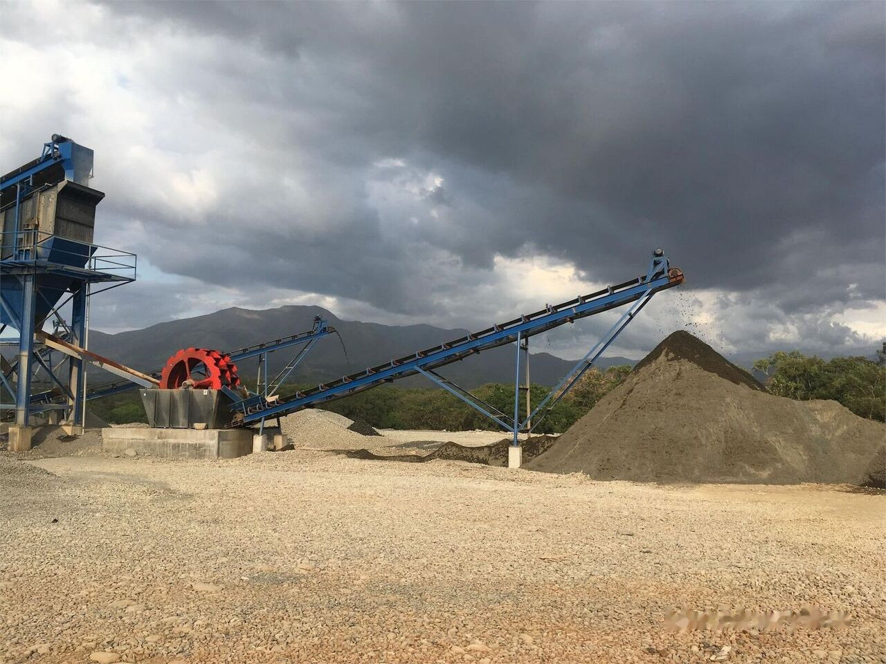 Kinglink 150TPH RIVER STONE CRUSHING PLANT - Jaw crusher: picture 4 Kinglink 150TPH RIVER STONE CRUSHING PLANT - Jaw crusher: picture 4