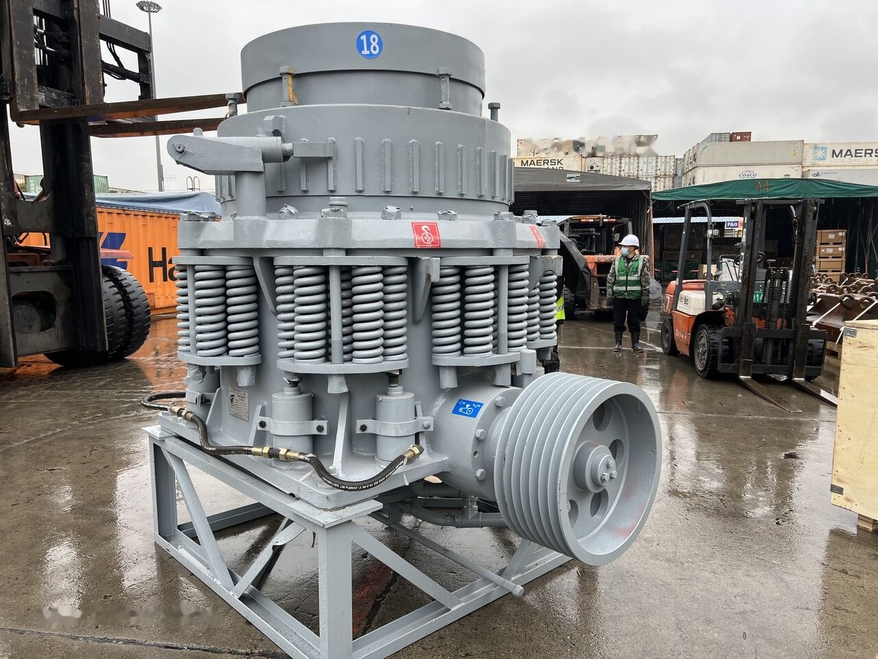 Kinglink Granulator Rock Cone Crusher 3FT SH 100TPH | Asphalt Plant - Cone crusher: picture 3 Kinglink Granulator Rock Cone Crusher 3FT SH 100TPH | Asphalt Plant - Cone crusher: picture 3