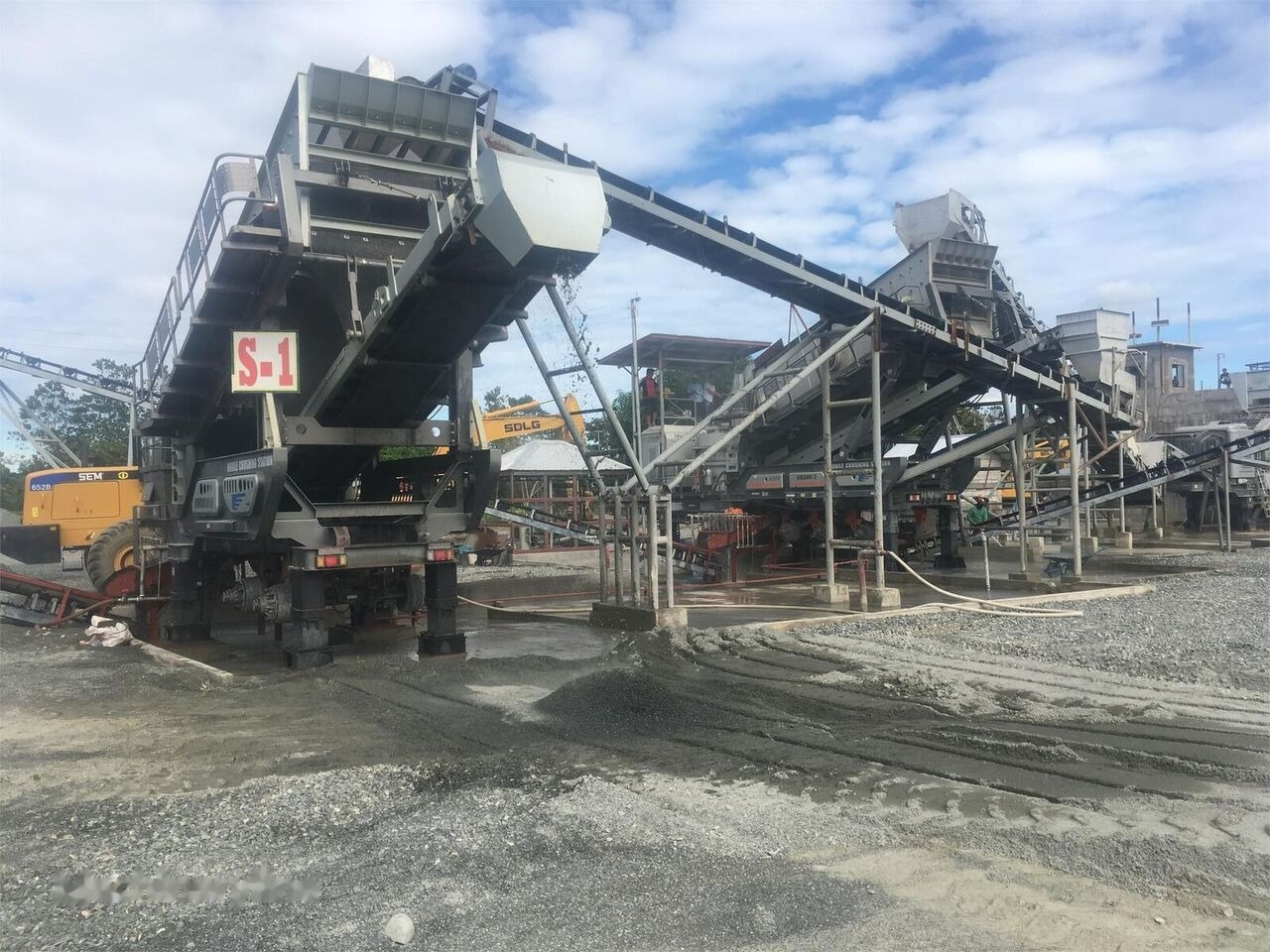Kinglink HPY300 River Pebble Rock Portable Cone Crusher - Cone crusher: picture 5 Kinglink HPY300 River Pebble Rock Portable Cone Crusher - Cone crusher: picture 5