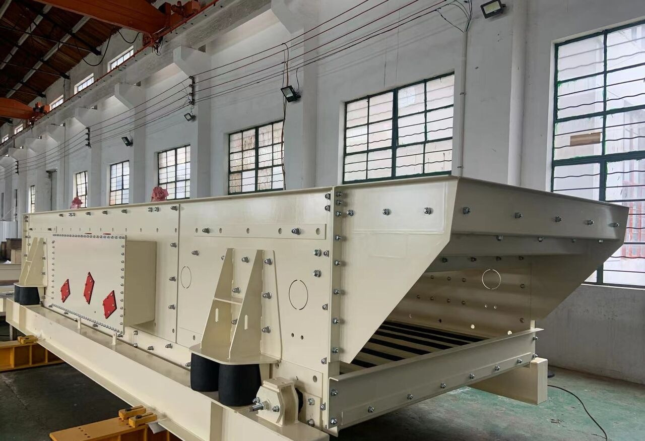Kinglink New Horizontal Vibrating Screen - Screener: picture 5 Kinglink New Horizontal Vibrating Screen - Screener: picture 5