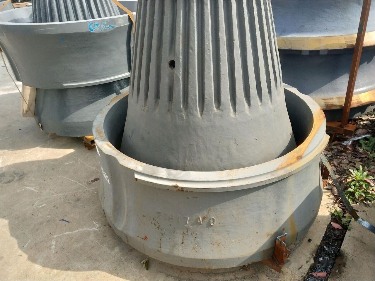 BOWL/CONCAVE/MANTLE/SPARE PARTS KINGLINK for Sandvik crushing plant - Spare parts: picture 2 BOWL/CONCAVE/MANTLE/SPARE PARTS KINGLINK for Sandvik crushing plant - Spare parts: picture 2