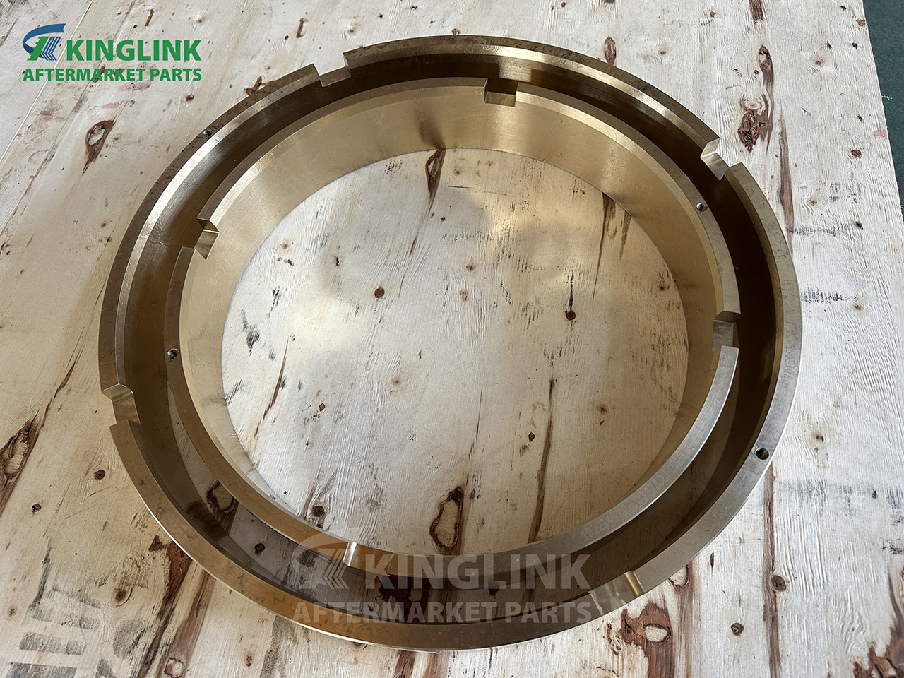 Upper Head Bushing KL-7015656200 Suits HP300 Cone Crusher 7015656200 for crusher - Spare parts for Crusher: picture 1 Upper Head Bushing KL-7015656200 Suits HP300 Cone Crusher 7015656200 for crusher - Spare parts for Crusher: picture 1