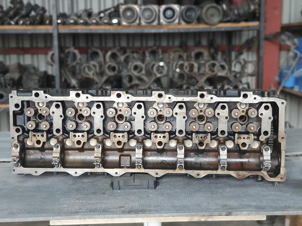 MAN TGA COMMONRAIL D20 - Cylinder head for Truck: picture 4 MAN TGA COMMONRAIL D20 - Cylinder head for Truck: picture 4