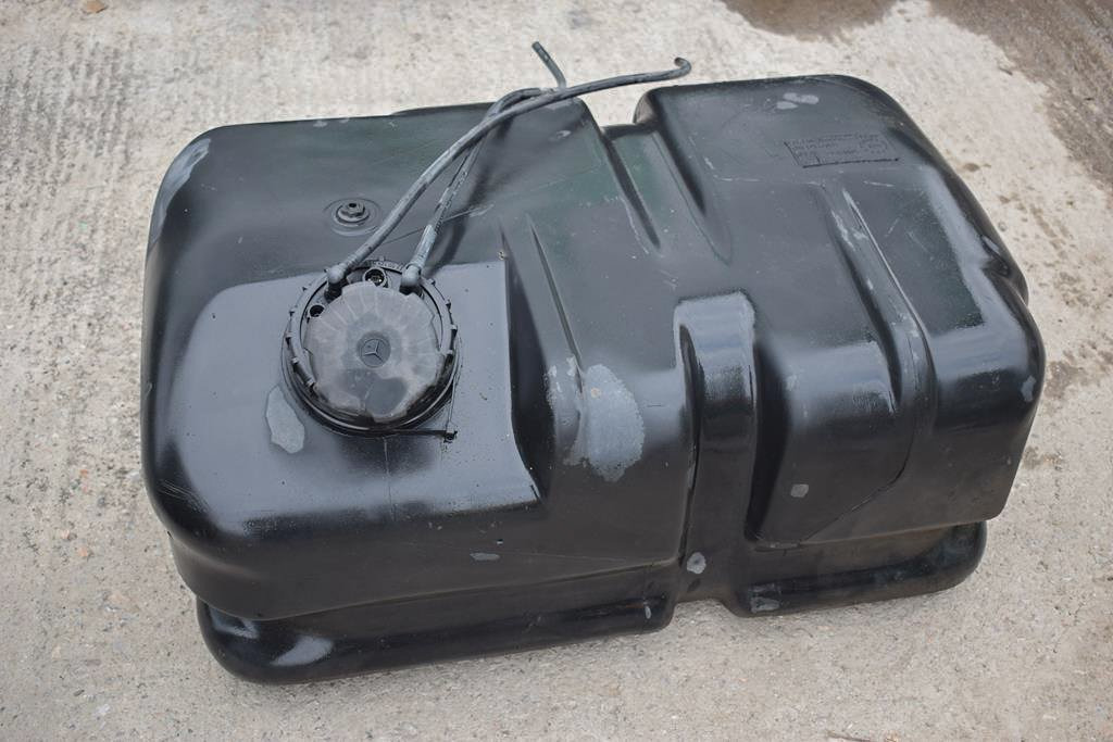 MERCEDES-BENZ ATEGO 170lt - Fuel tank for Truck: picture 2 MERCEDES-BENZ ATEGO 170lt - Fuel tank for Truck: picture 2