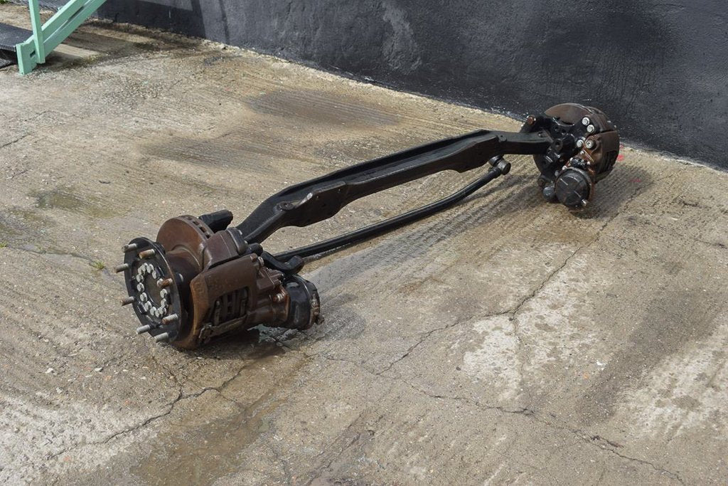 MERCEDES-BENZ ATEGO ΙΙ 8HOLE - Axle and parts for Truck: picture 2 MERCEDES-BENZ ATEGO ΙΙ 8HOLE - Axle and parts for Truck: picture 2
