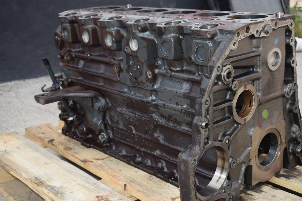 MERCEDES-BENZ ATEGO - 906 011 51 01 - Cylinder block for Truck: picture 2 MERCEDES-BENZ ATEGO - 906 011 51 01 - Cylinder block for Truck: picture 2