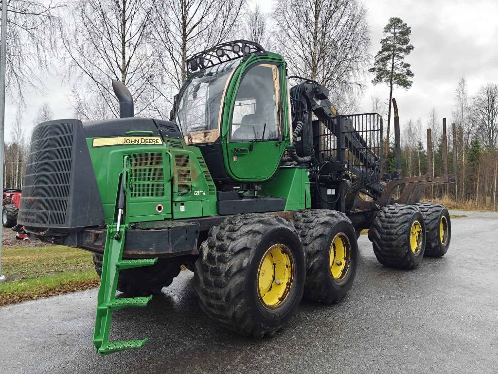 John Deere 1210 E - Forwarder: picture 1 John Deere 1210 E - Forwarder: picture 1