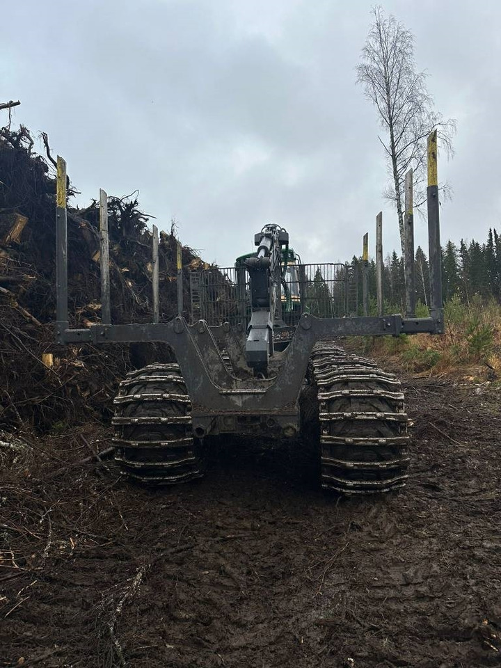 John Deere 1510 G - Forwarder: picture 5 John Deere 1510 G - Forwarder: picture 5