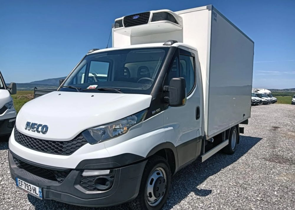 Iveco 35C13, 35C12, 35C14, 35C15 - Refrigerated van: picture 2 Iveco 35C13, 35C12, 35C14, 35C15 - Refrigerated van: picture 2