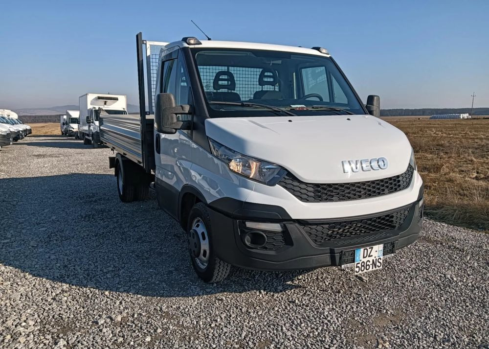 Iveco 35C13, 35C12, 35C14, 35C15 - Tipper van: picture 2 Iveco 35C13, 35C12, 35C14, 35C15 - Tipper van: picture 2