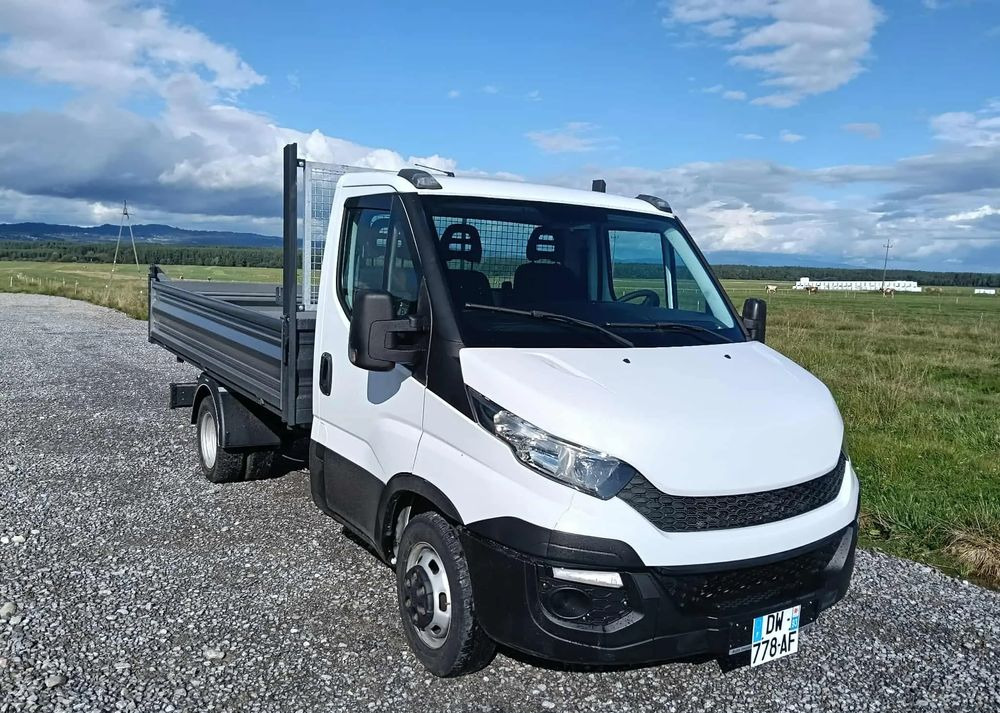Iveco DAILY 35C13, 35C12, 35C14, 35C15 - Tipper van: picture 3 Iveco DAILY 35C13, 35C12, 35C14, 35C15 - Tipper van: picture 3