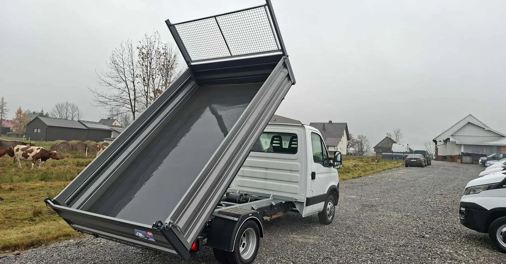 Iveco DAILY 35C13, 35C12, 35C15 - Tipper van: picture 3 Iveco DAILY 35C13, 35C12, 35C15 - Tipper van: picture 3