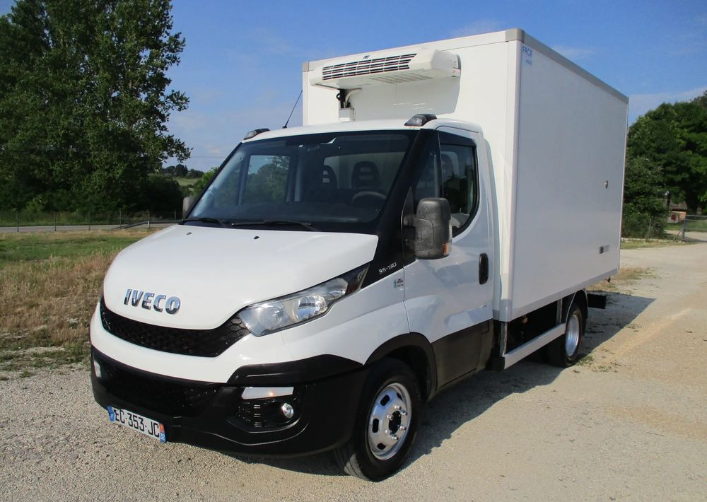 Iveco Daily 35C13 chłodnia Mroźnia na bliźniaku 35-130 Thermo King agregat - Refrigerated van: picture 2 Iveco Daily 35C13 chłodnia Mroźnia na bliźniaku 35-130 Thermo King agregat - Refrigerated van: picture 2